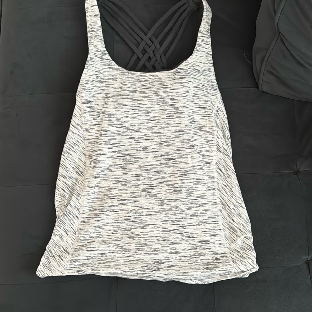 Lululemon open back tank top